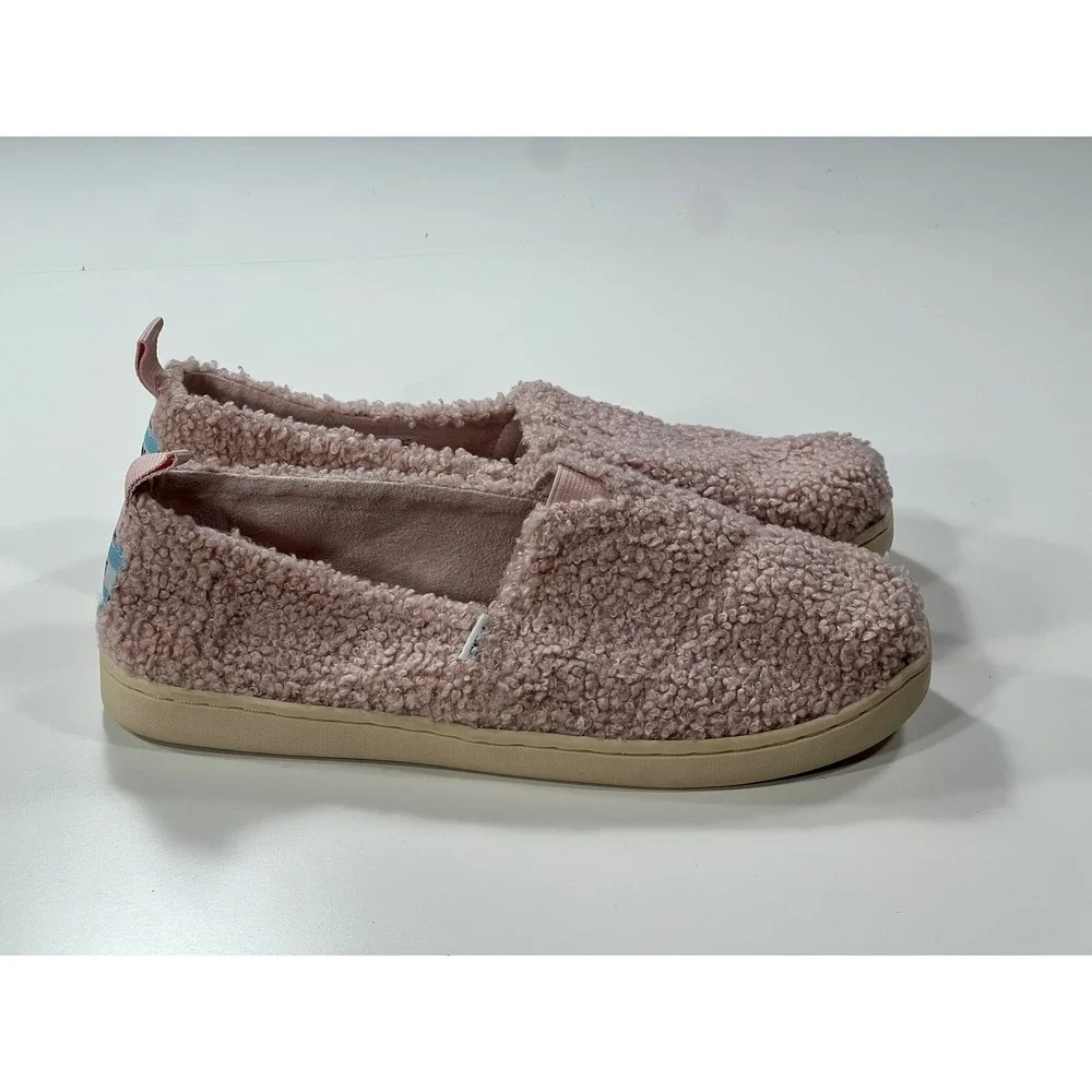 NWT TOMS Youth 3.5Y Alpargata Cloudy Pink Fuzzy Faux‎ Shearling Shoes [10018675]